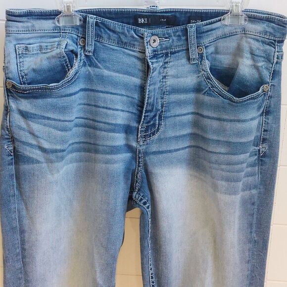 BKE Tyler Stretch Jean in Weber Men's Size 35x33 Blue Denim Cell Phone Pocket - Picture 2 of 15